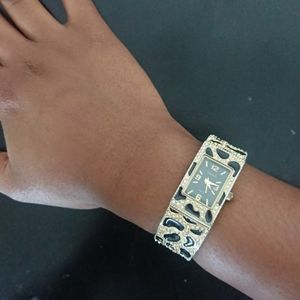 Bracelet watch